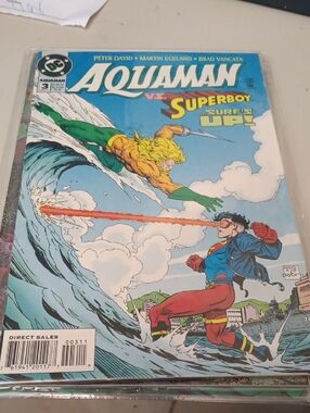DC Comics Aquaman vs Superboy Comic Cover - Blue, Green, Red In A Sleve